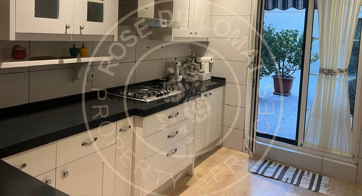 Rent Apartment in farmaniyeh